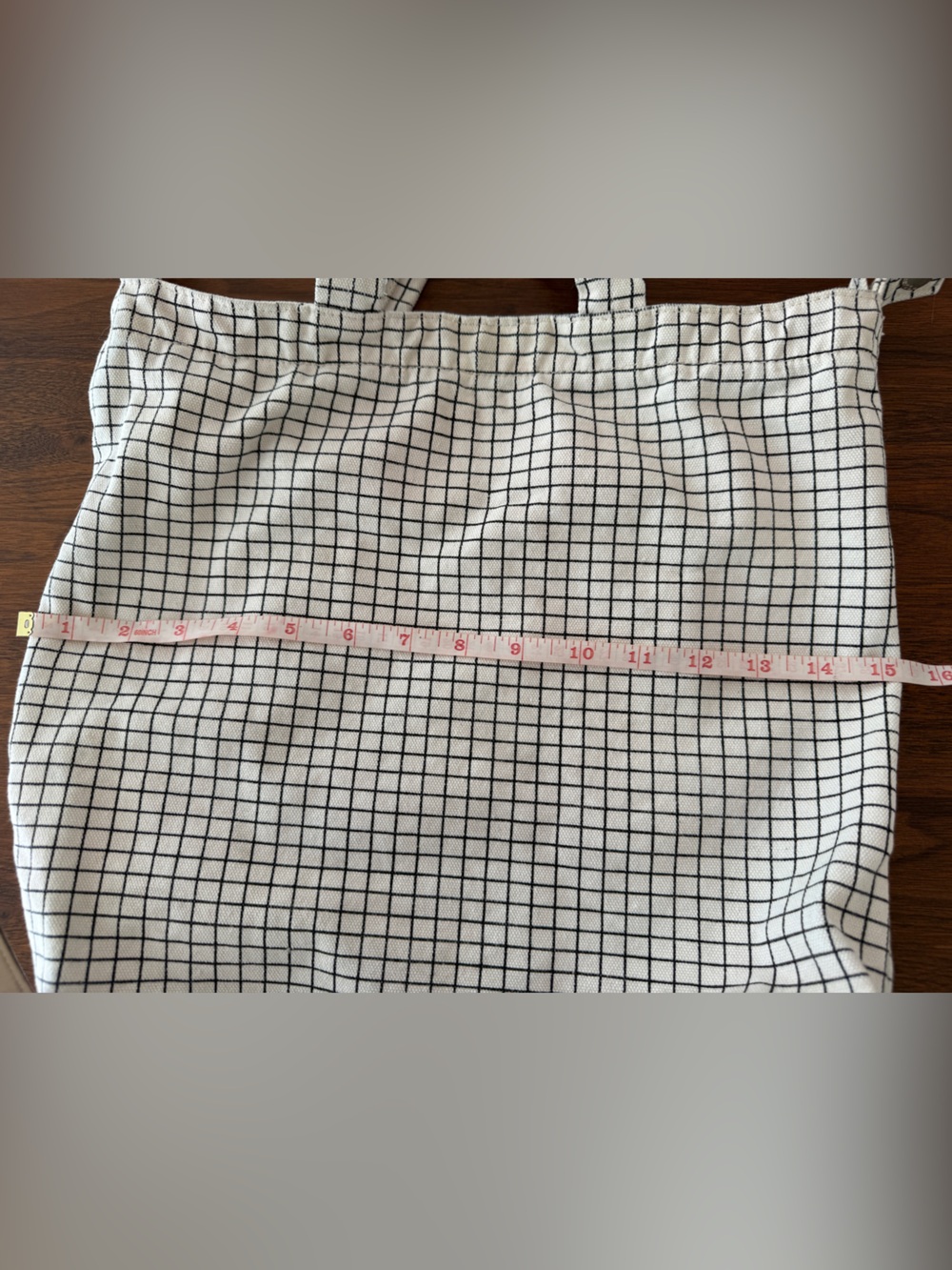 Set of 2 BAGGU Canvas Totes – Cow Print & Grid Pattern – EUC/Pre-Loved - Picture 11 of 16